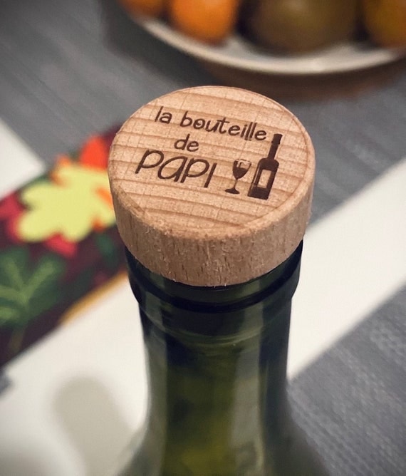 Engraved Wooden Wine Bottle Stopper